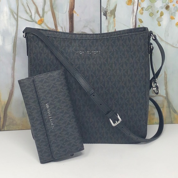 Nwt Michael Kors Bundle Of 2 items - Picture 3 of 8